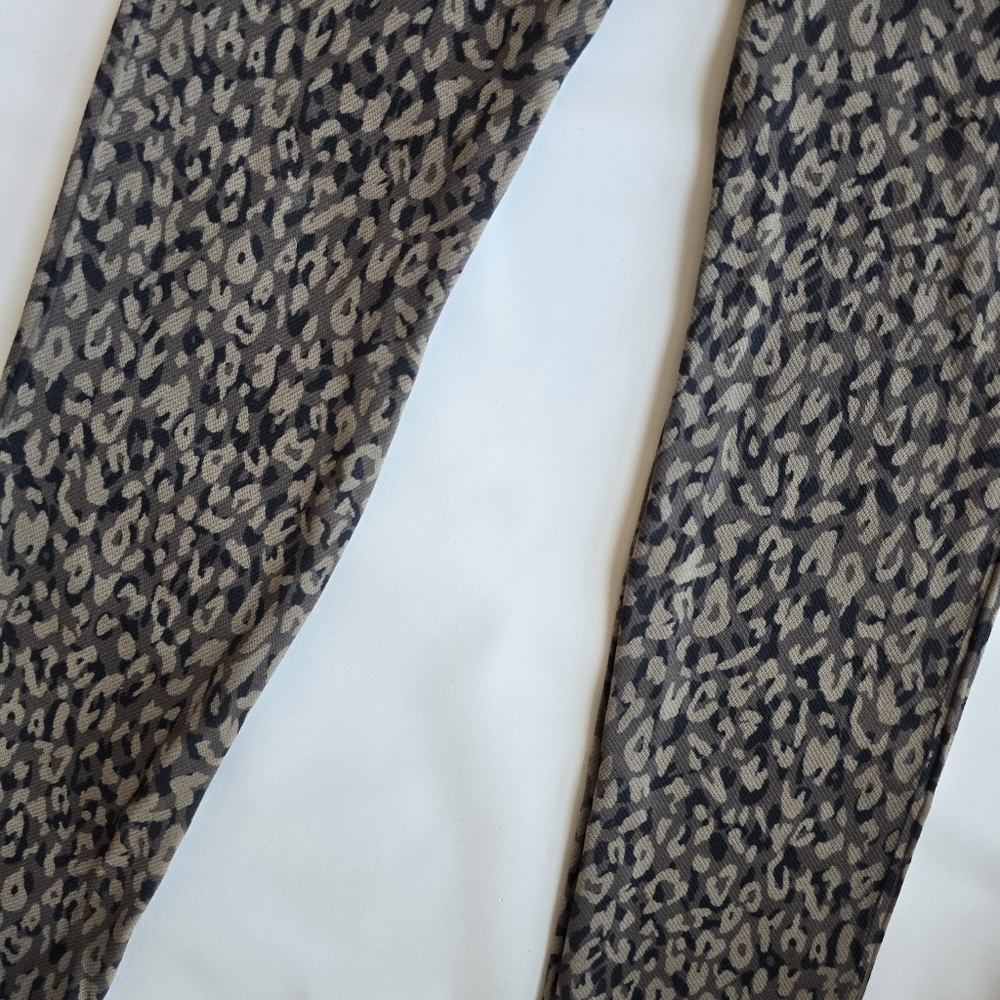 SPANX Look At Me Now Animal Leopard Print High Waisted Rise Leggings Small - Picture 8 of 11
